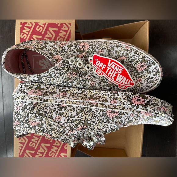 Vans Old Skool Tapered Floral, Size Women’s 8.0 / Men’s 6.5 - Picture 3 of 4